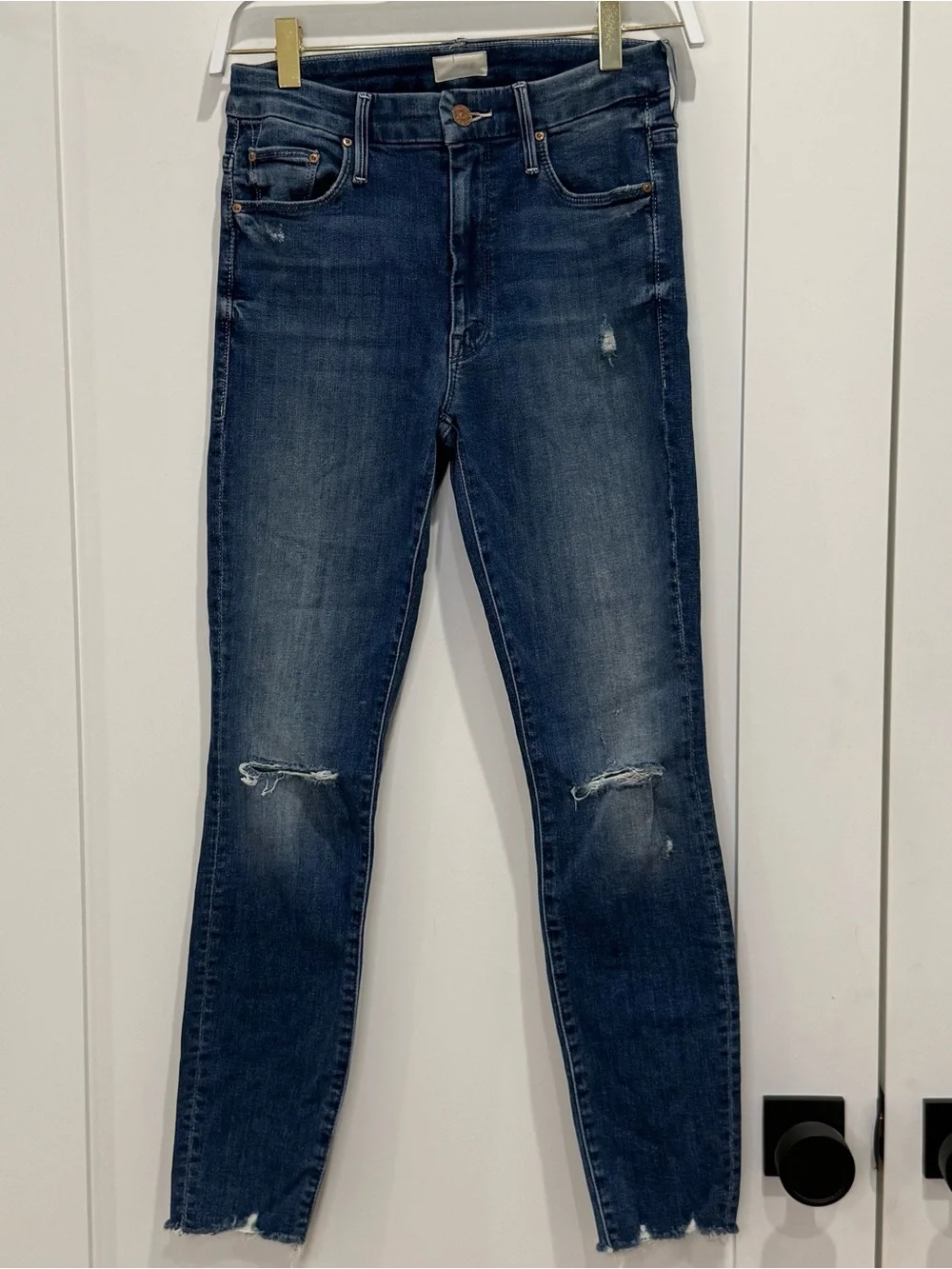 Mother High Waisted Looker Ankle Fray Jeans 26 Skinny Distressed Minimal Chic